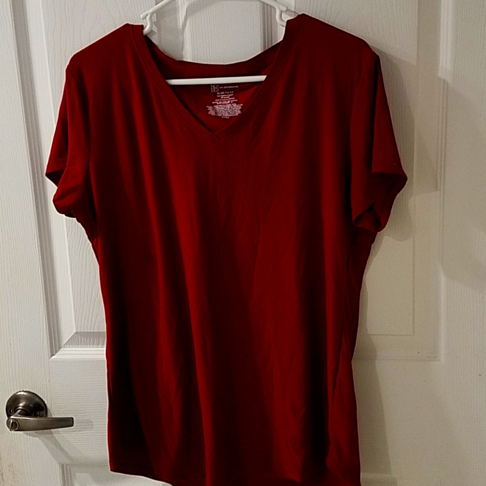 Plain red v-neck t-shirt